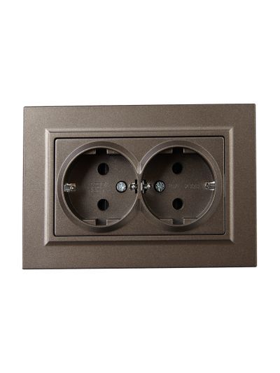 BRITE Розетка 2-местная с заземлением с защитными шторками 16А в сборе РСш12-3-БрТБ темная бронза IEK