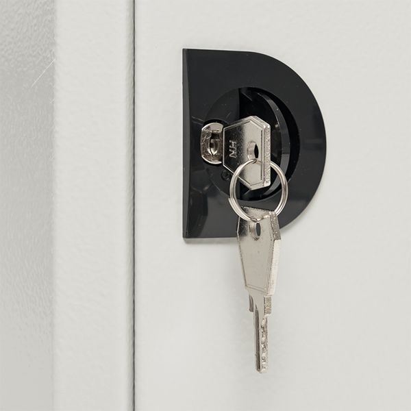 ЩРН-48 пласт. замок (610x300x120) IP31 PROXIMA EKF