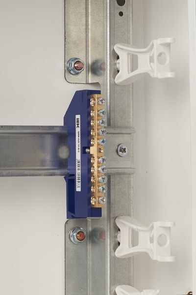 Шина N "ноль" на DIN-изол ШНИ-6х9-10-Д-С IEK