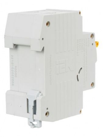 KARAT Автоматический выключатель дифференциального тока АВДТ 32 C6 30мА тип A IEK