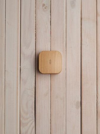 GLORY Выключатель 1-клавишный для открытой установки проходной 10А ВСп10-1-0-ХС сосна IEK