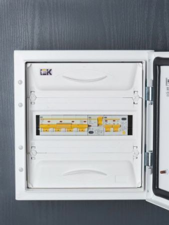 Выключатель дифференциальный (УЗО) ВД1-63 2Р 50А 300мА IEK