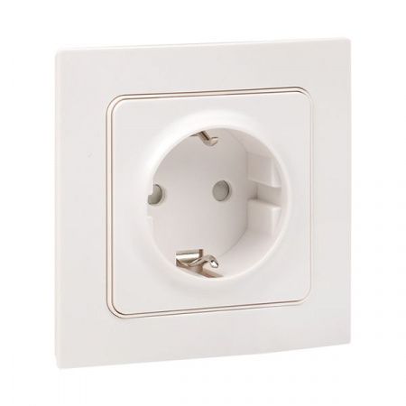 Стокгольм Розетка 1-местная с/з 16А автоматические клеммы белая с защ. штор. EKF PROxima
